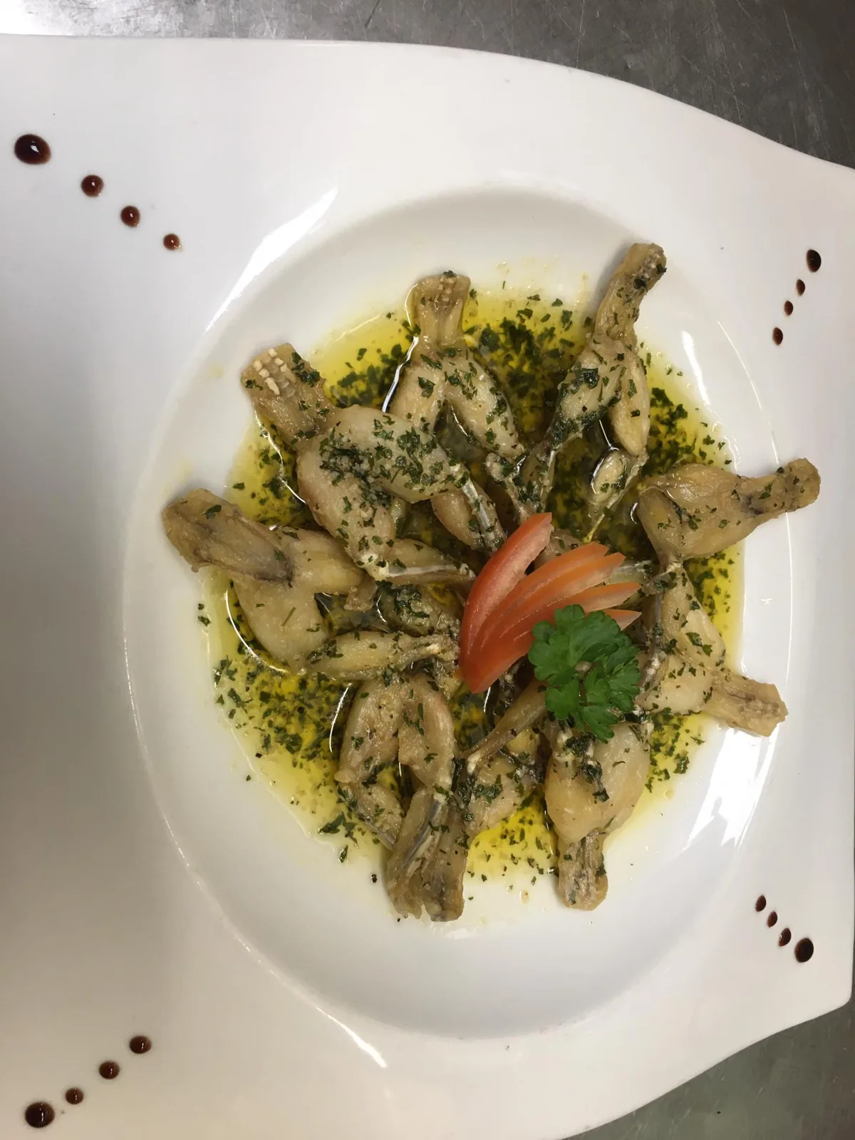 Cuisses de grenouilles à l'ail et au persil