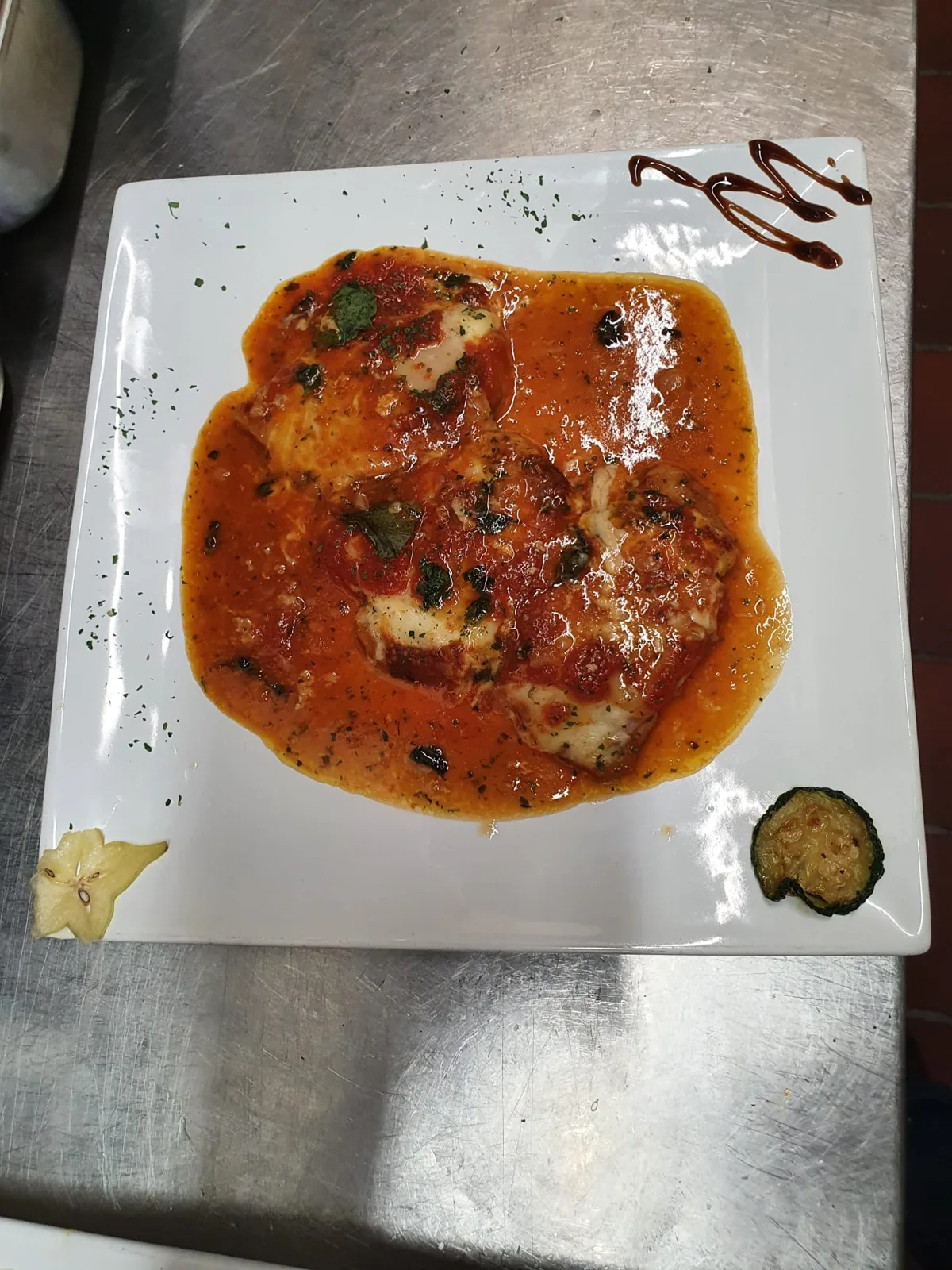 Escalope, sauce tomate et fromage fondu