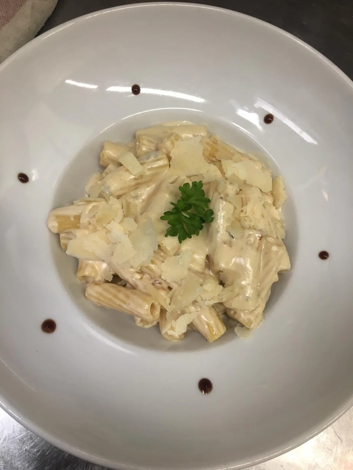 Rigatoni sauce au fromage et parmesan